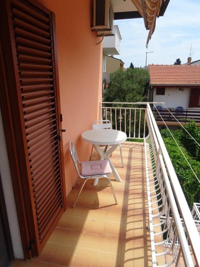 Apartments With A Parking Space Biograd Na Moru, Biograd - 860 Экстерьер фото